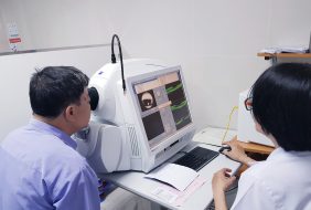 BỆNH VIỆN MẮT TRANG BỊ HỆ THỐNG CHỤP CẮT LỚP VÕNG MẠC CIRRUS HD – OCT 5000 (OCT-A)