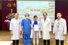 BỆNH VIỆN MẮT KHEN THƯỞNG Ê KÍP CẤP CỨU THÀNH CÔNG CHO MỘT TRẺ BỊ CHẤN THƯƠNG VÙNG HỐC MẮT