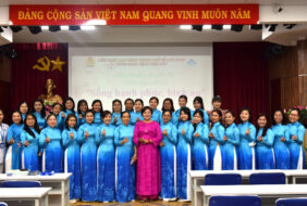LAN TỎA YÊU THƯƠNG VÀ NĂNG LƯỢNG TÍCH CỰC NHÂN NGÀY QUỐC TẾ PHỤ NỮ 8/3 TẠI BỆNH VIỆN MẮT