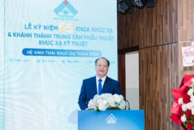 LỄ KỶ NIỆM 25 NĂM THÀNH LẬP KHOA KHÚC XẠ VÀ KHÁNH THÀNH TRUNG TÂM PHẪU THUẬT KHÚC XẠ KỸ THUẬT CAO